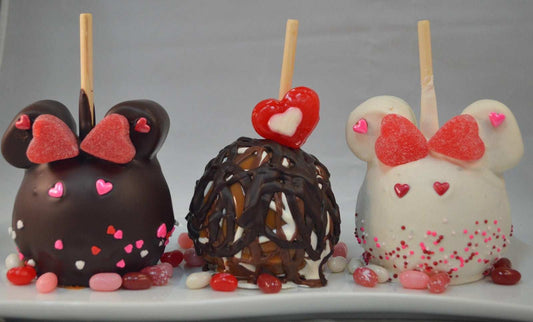 Valentine's caramel apple pack Caramel apple