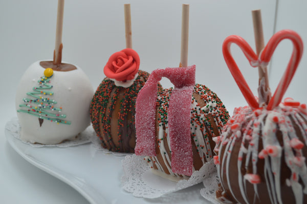 4 Christmas caramel apples.