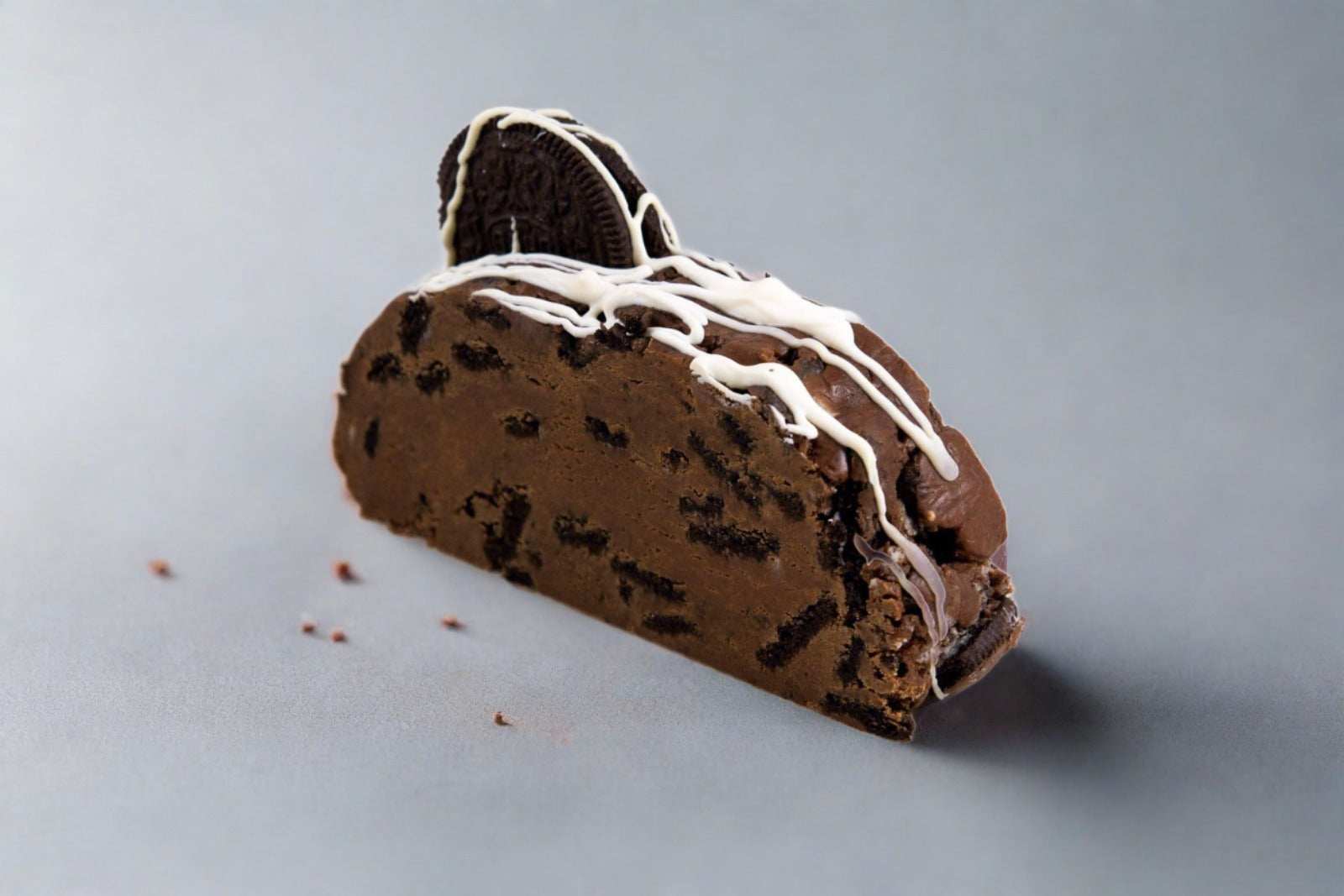 1 LB Cookies and Cream Fudge Fudge