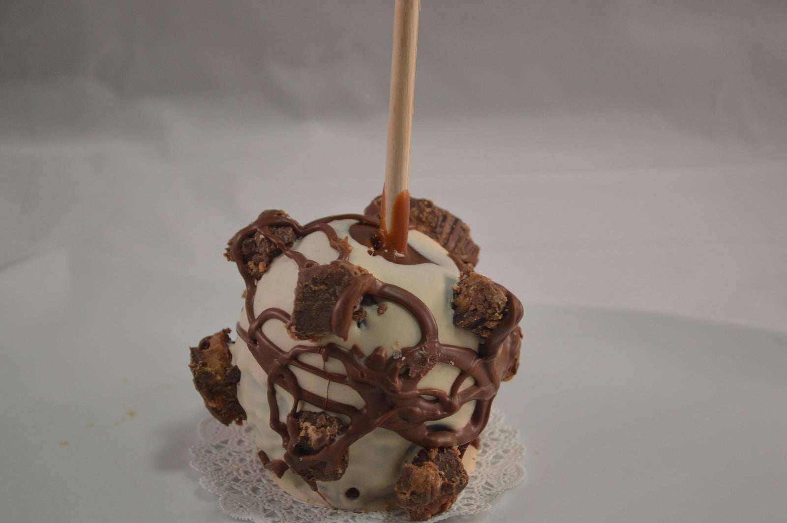 SNICKERS, Reese's, Creamy Peanut Butter Caramel Apple Pack 